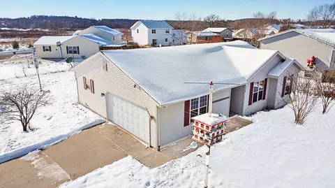 506 Sugar Ave, Belleville, WI 53508