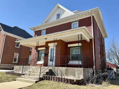 903 13th Ave, Monroe, WI 53566