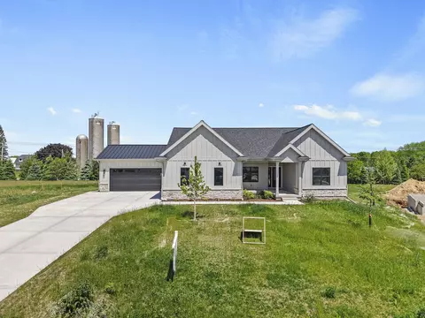 6854 Karolina Way, Sun Prairie, WI 53590