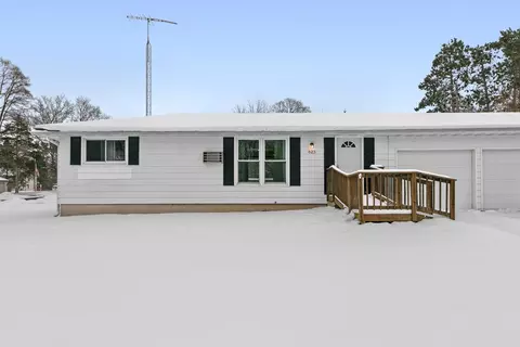 623 Cross St, Poynette, WI 53955