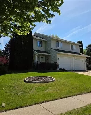 529 Kings Lynn Rd, Stoughton, WI 53589