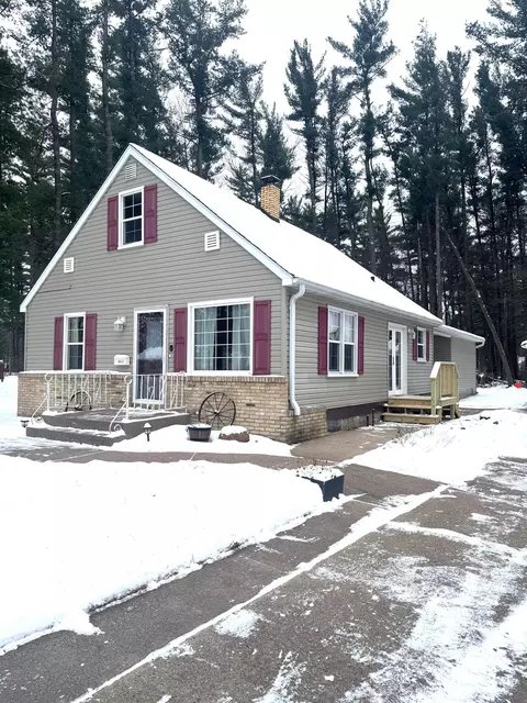 454 Shady Ln, Wisconsin Rapids, WI 54494