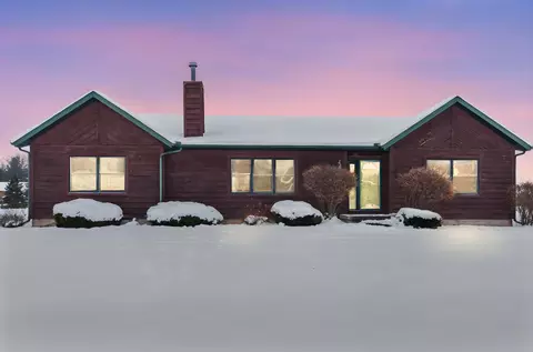 266 Oakbrook Dr, Wisconsin Dells, WI 53965