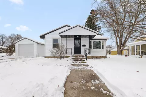 236 S Hyland St, Juneau, WI 53039