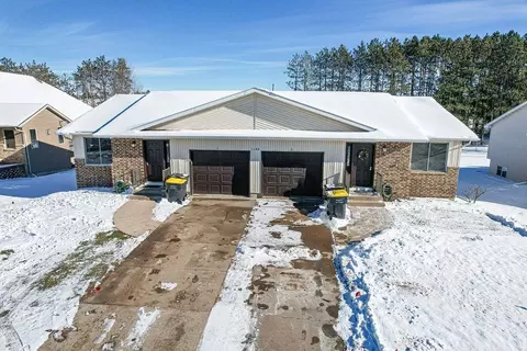 1144 Grandview Ave, Tomah, WI 54660