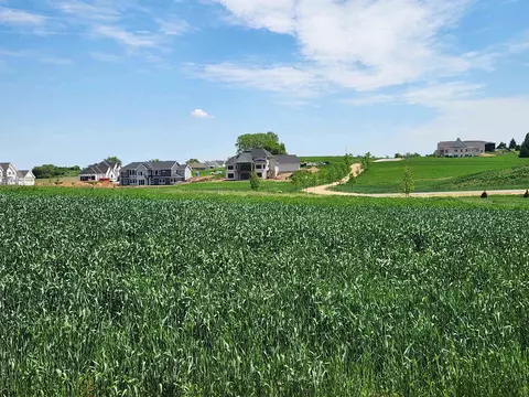 L5 Kyla Brooke Lane, Sun Prairie, WI 53590