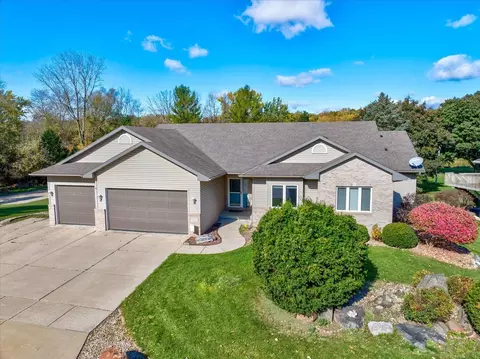 332 Harvard Dr, Deforest, WI 53532