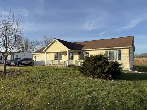 1415 Park View Dr, Tomah, WI 54660