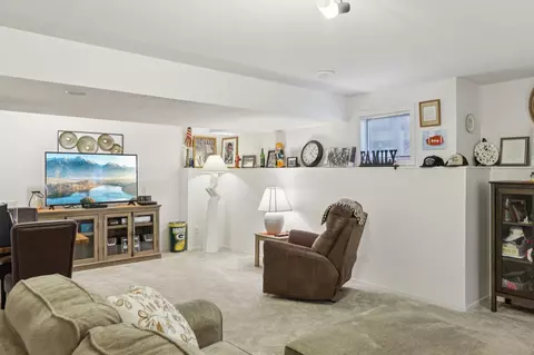 5672 Ambrosia Ter, Mcfarland, WI 53558