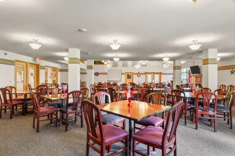 Dining - 6836 Parkside Cir, Deforest, WI 53532 photo 2 of 2