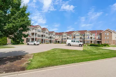 Exterior - 6836 Parkside Cir, Deforest, WI 53532 photo 4 of 6