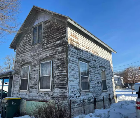 959 N Main St, Richland Center, WI 53581