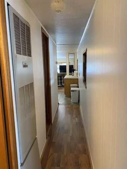 Entry Way - w1026 Laurie Lane, Montello, WI 53949 photo 2 of 2