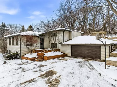 3231 Freeway Ct, Mcfarland, WI 53558