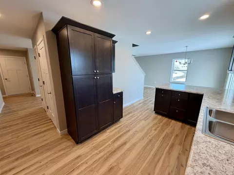 Entry Way - n3523 View Point Drive, Monroe, WI 53566 photo 3 of 6