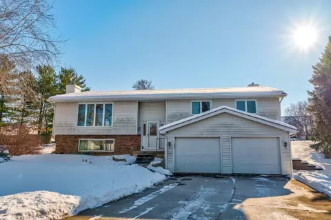 30 Morningdale Cir, Madison, WI 53717