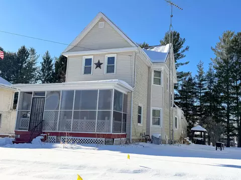 n8519 Front Street, Burnett, WI 53922