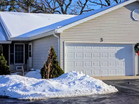 511 Griswold St #3, Ripon, WI 54971