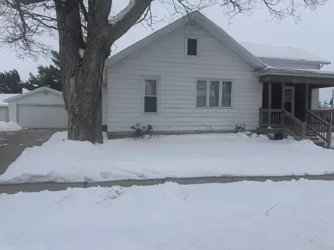 1007 8th Ave, Monroe, WI 53566