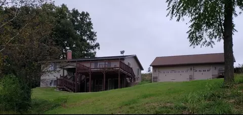 5486 Green River Rd, Fennimore, WI 53809