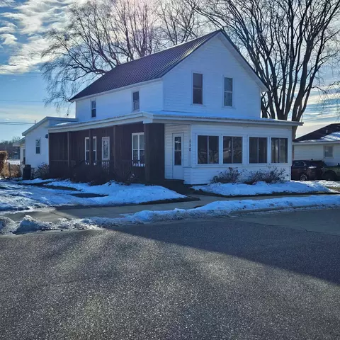 110 W Montello St, Montello, WI 53949