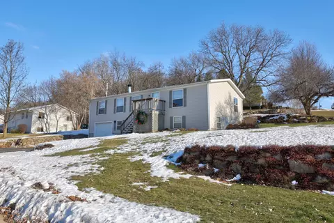 410 Railroad St, Rio, WI 53960