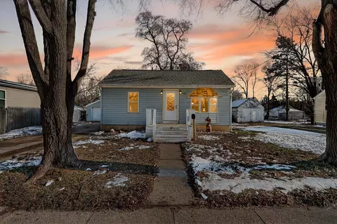 1127 Townline Ave, Beloit, WI 53511