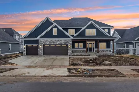 1200 Winn Dr, Waunakee, WI 53597