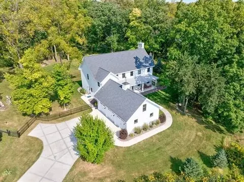 7594 Watch Hill Ct, Verona, WI 53593