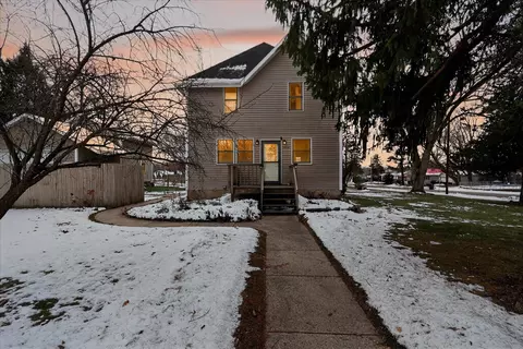 402 E Church St, Orfordville, WI 53576