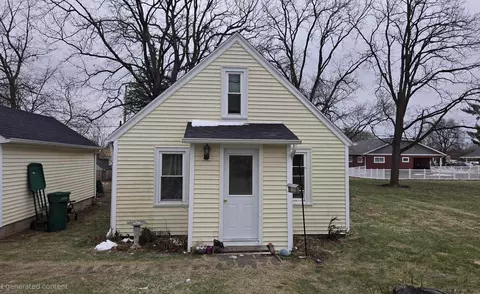 2166 E Bradley St, Beloit, WI 53511