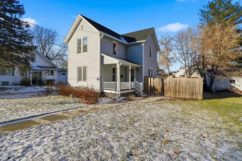 204 Linden St, Fort Atkinson, WI 53538