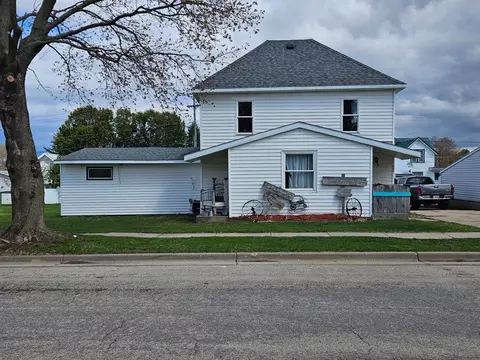 555 Jefferson St, Fennimore, WI 53809