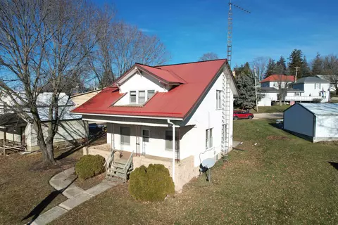 522 Canal St, Bloomington, WI 53804