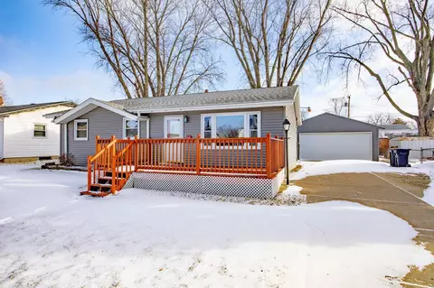 1517 S Arch St, Janesville, WI 53546