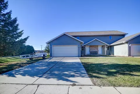 1121-1123 Union Rd, Oregon, WI 53575