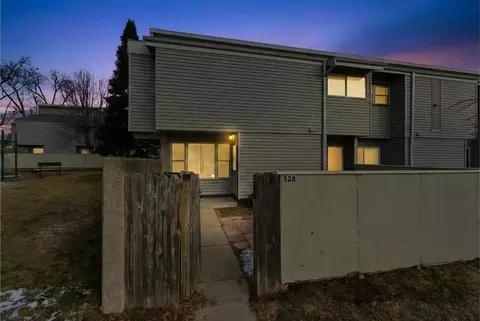 528 East Blf, Madison, WI 53704