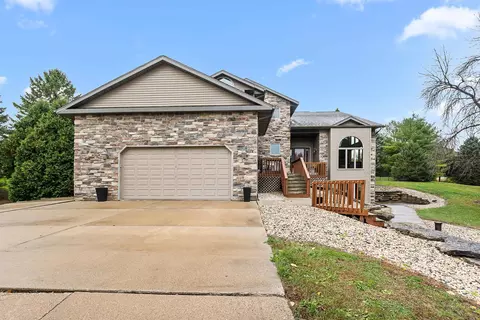 w8784 Eagle Road, Beaver Dam, WI 53916