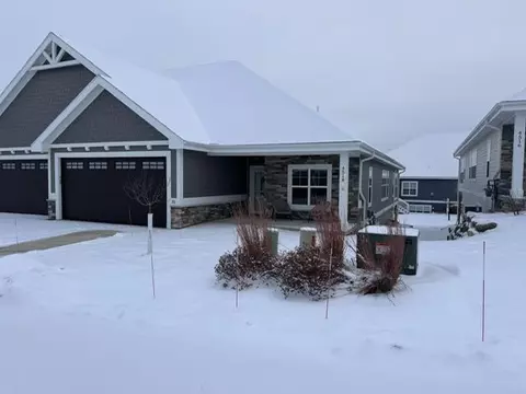 4518 Springs Ct #31, Deforest, WI 53532