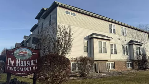3957 Maple Grove Dr, Madison, WI 53719