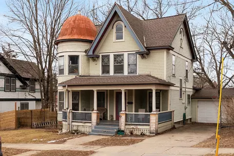 517 N Park St, Reedsburg, WI 53959