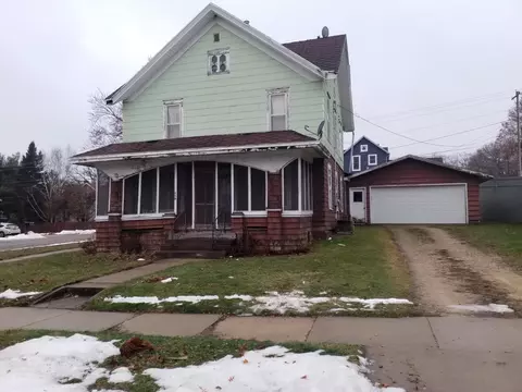 119 2nd St, New Glarus, WI 53574