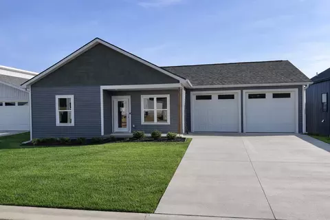 125 Lupine Ave, Poynette, WI 53955