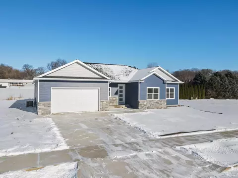 5614 Glorious Dr, Madison, WI 53718