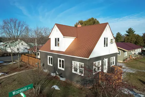 320 Wisconsin Ave, Boscobel, WI 53805