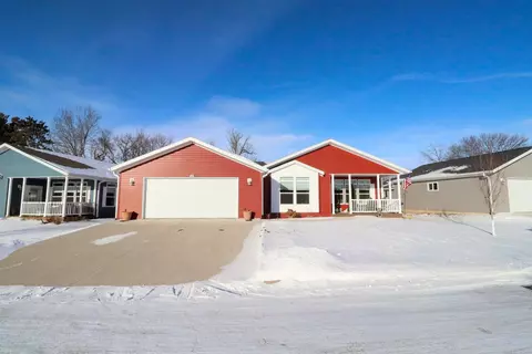 3521 Alexander Ave, Holmen, WI 54636