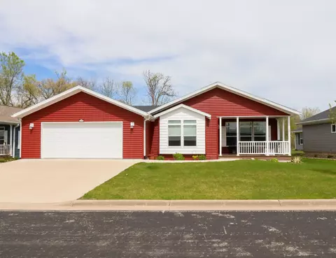 3521 Alexander Ave, Holmen, WI 54636
