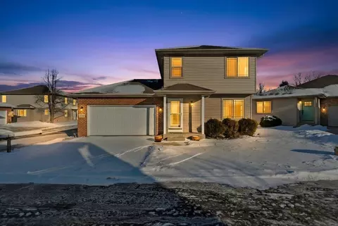 550 Lexington Dr, Oregon, WI 53575
