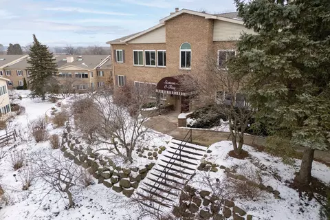 1605 S Golf Gln #A, Madison, WI 53704