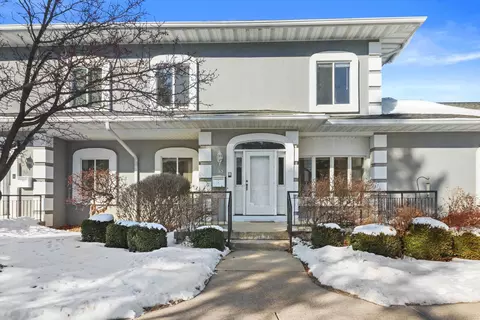 55 Golf Pkwy, Madison, WI 53704
